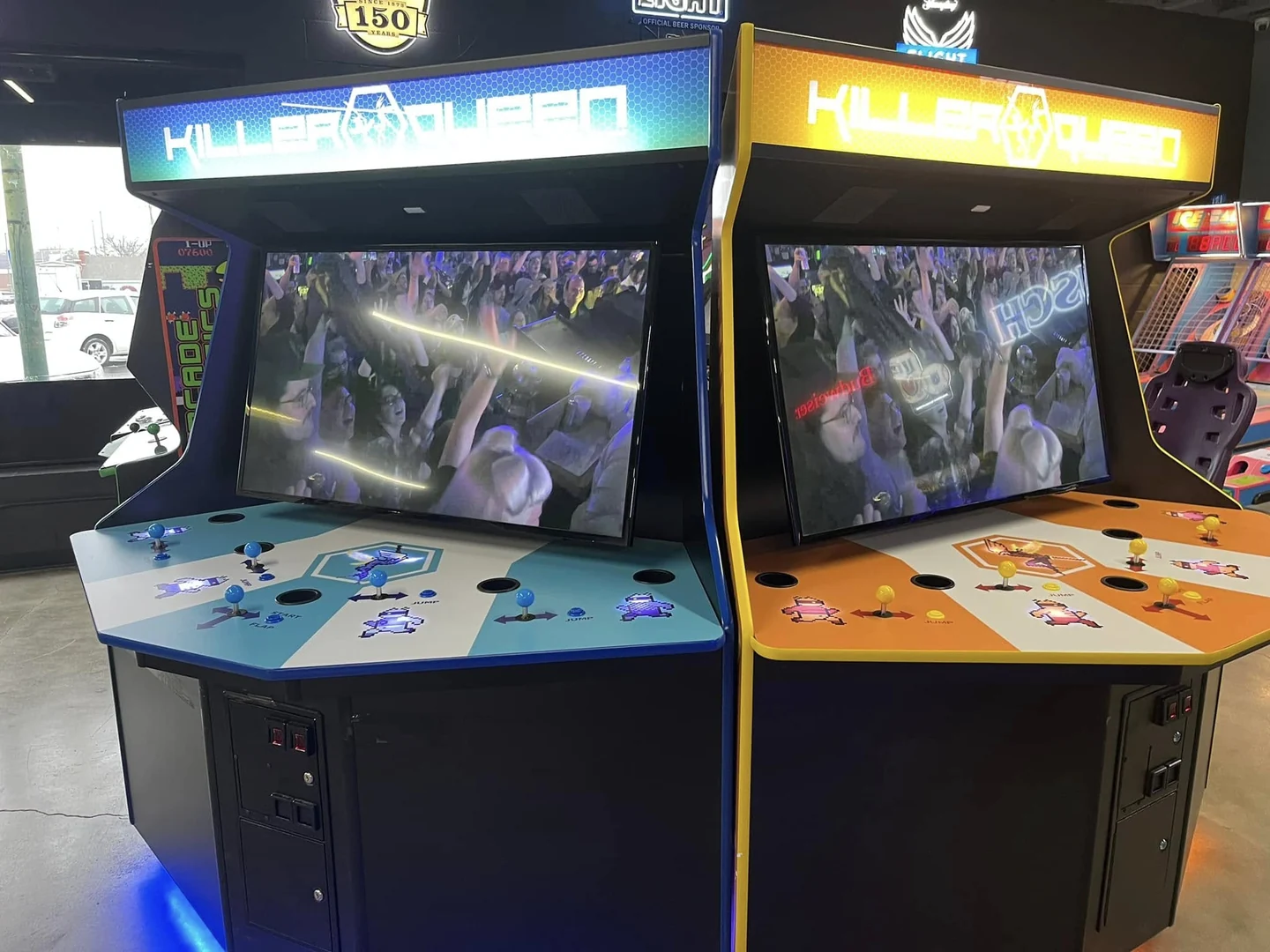 Arcade game screens and controls at Arcade 11